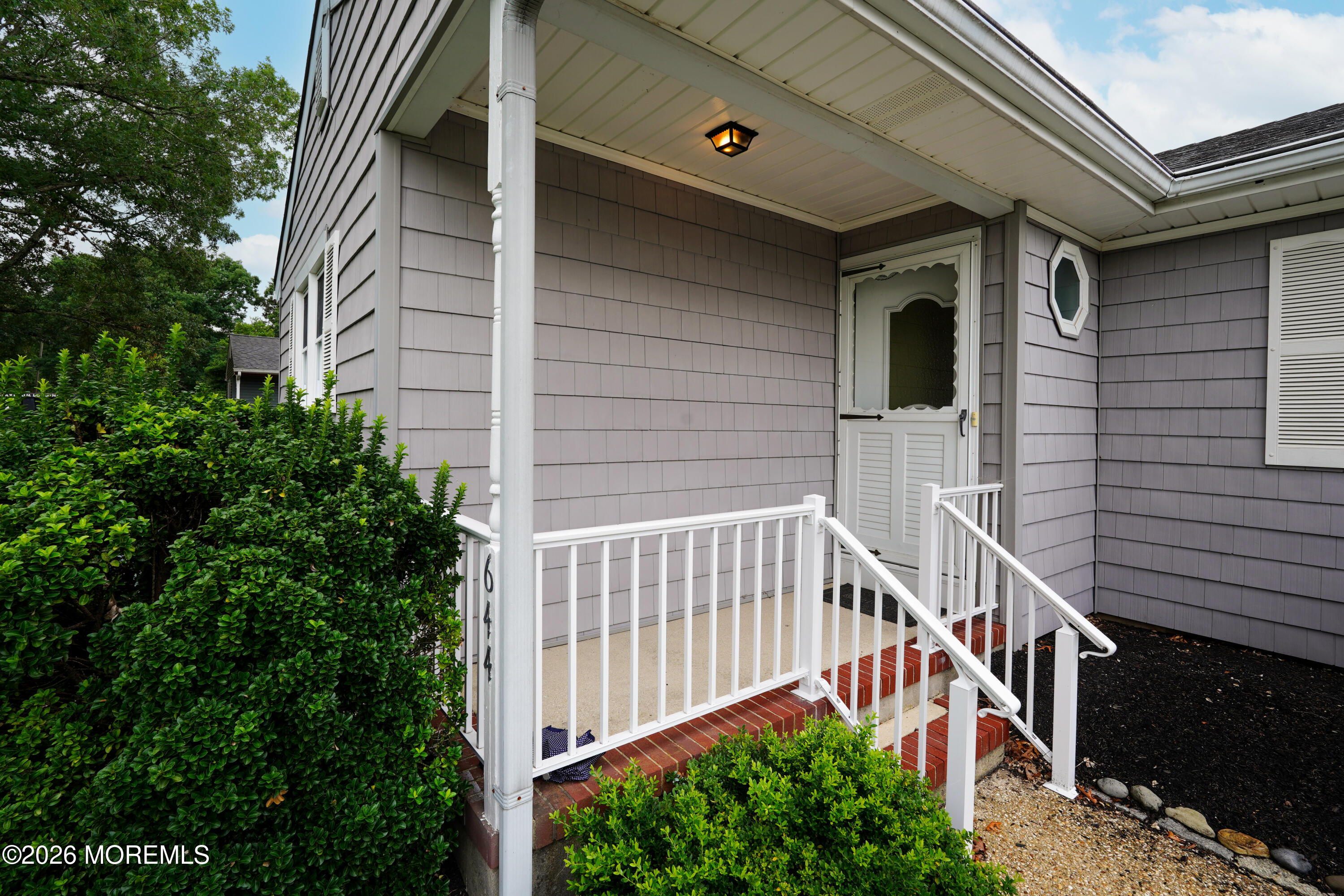 644 Berkeley Avenue Beachwood NJ 08722