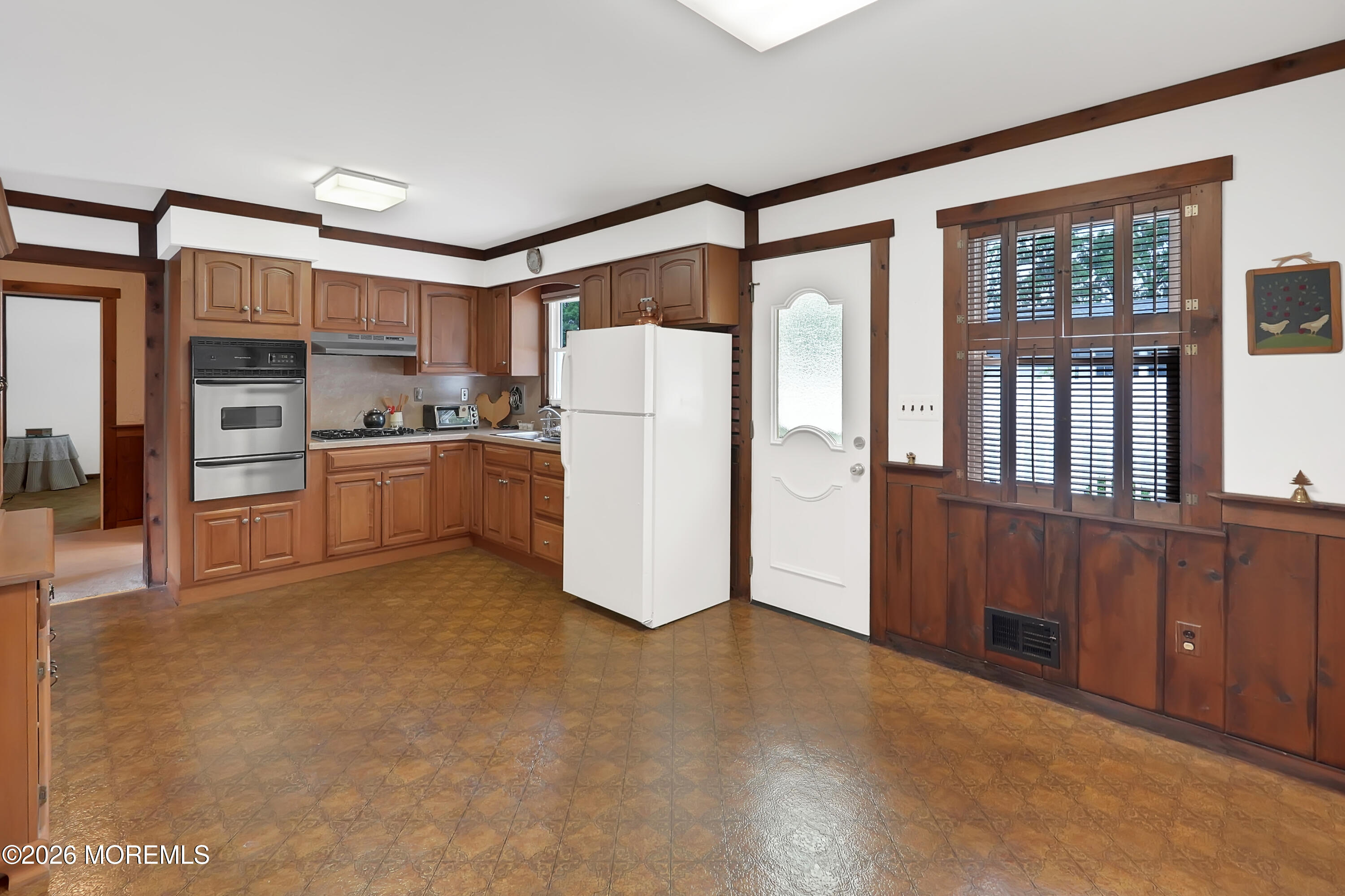 644 Berkeley Avenue Beachwood NJ 08722