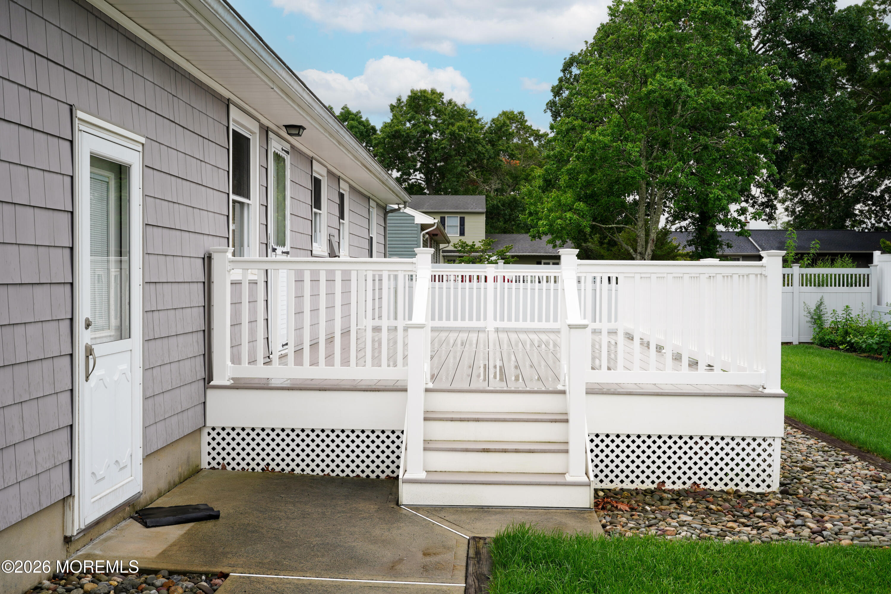 644 Berkeley Avenue Beachwood NJ 08722