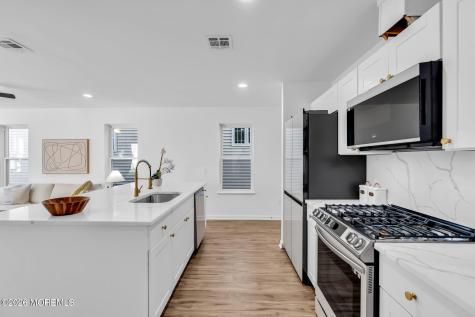 13 Locust Street Highlands NJ 07732