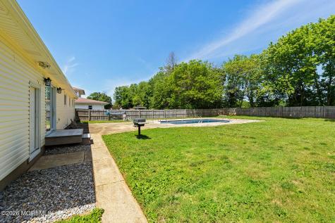114 Wynnewood Court Freehold NJ 07728
