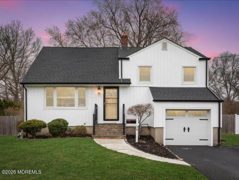 28 Spruce Drive Shrewsbury Boro NJ 07702