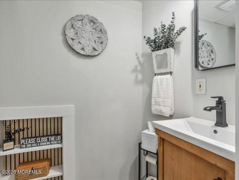 28 Spruce Drive Shrewsbury Boro NJ 07702