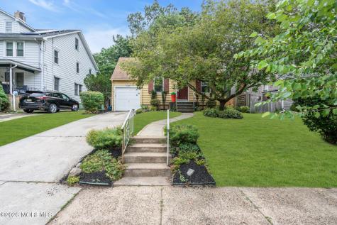 241 Addison Avenue Collingswood NJ 08108