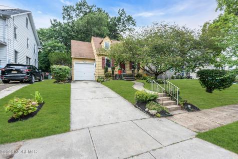241 Addison Avenue Collingswood NJ 08108