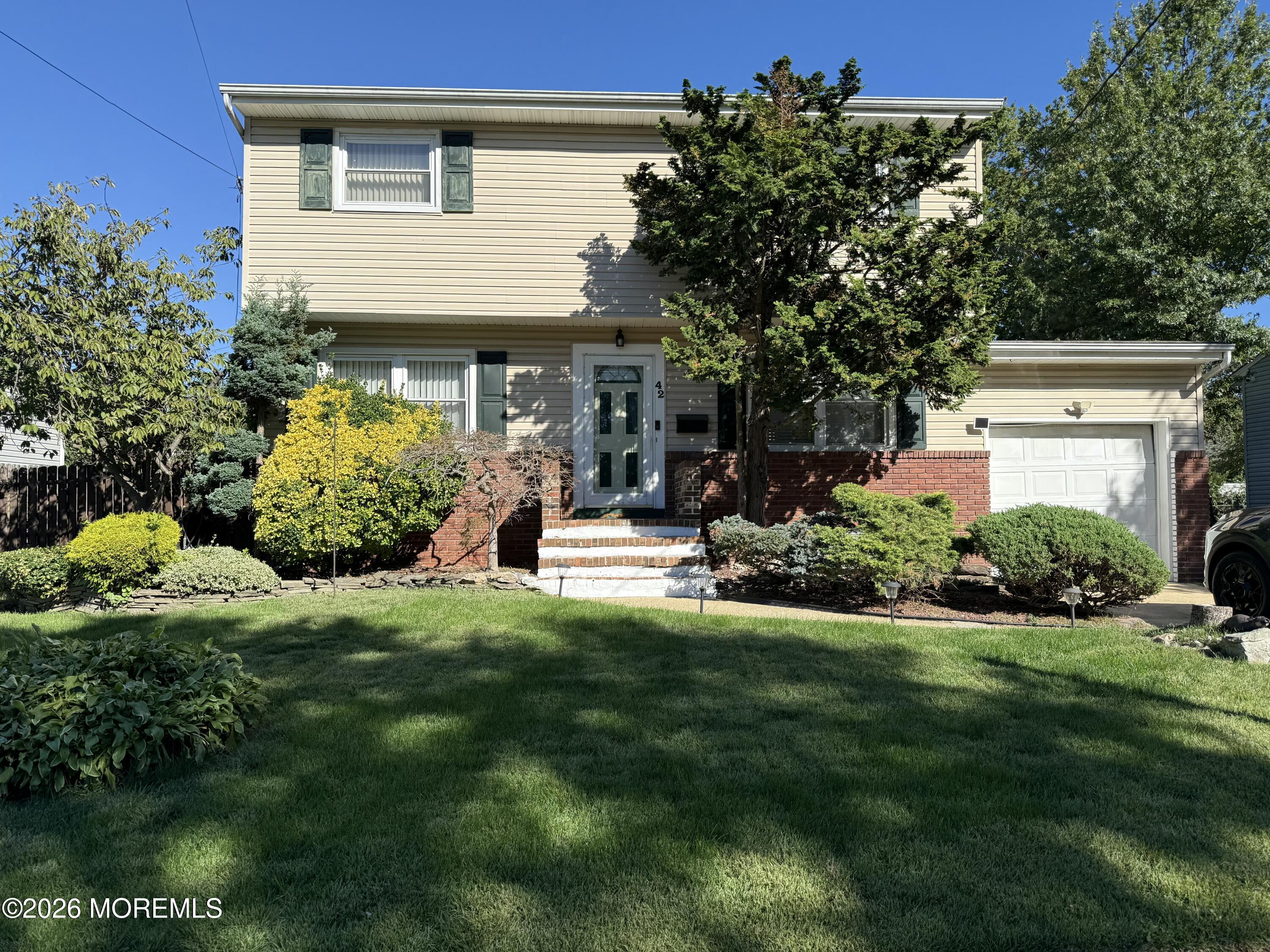 42 Dartmouth Drive Hazlet NJ 07730