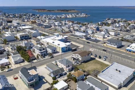 111 E 22nd Street Ship Bottom NJ 08008