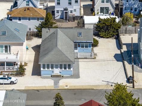 111 E 22nd Street Ship Bottom NJ 08008