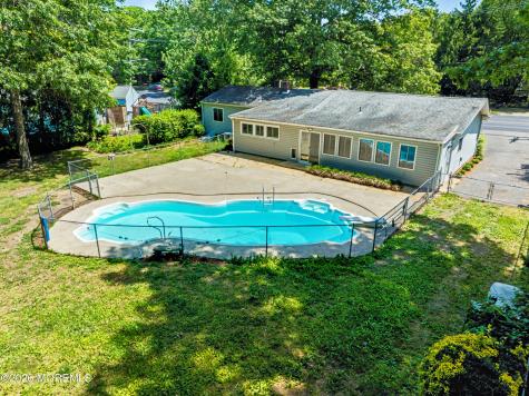 18 N Hope Chapel Road N Jackson NJ 08527