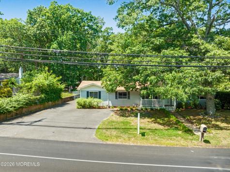 18 N Hope Chapel Road N Jackson NJ 08527