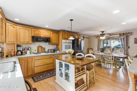 120 Whalepond Road Oakhurst NJ 07755