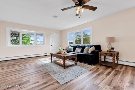 31 Vail Street Toms River NJ 08757