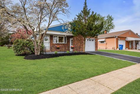 31 Vail Street Toms River NJ 08757