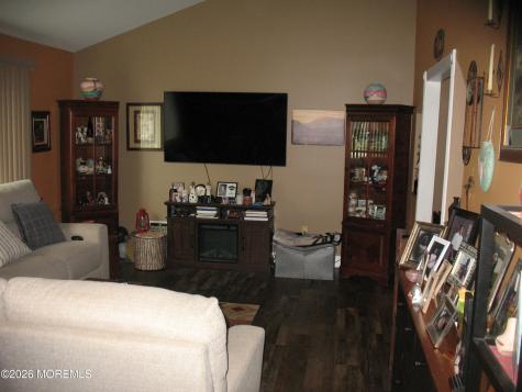 1033 3rd Avenue Toms River NJ 08757