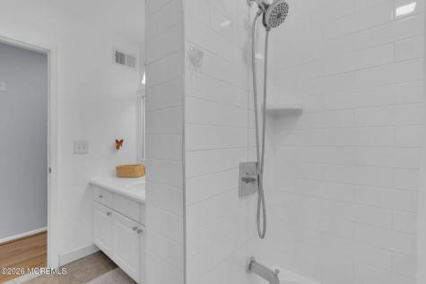 6 Ives Court Monroe NJ 08831