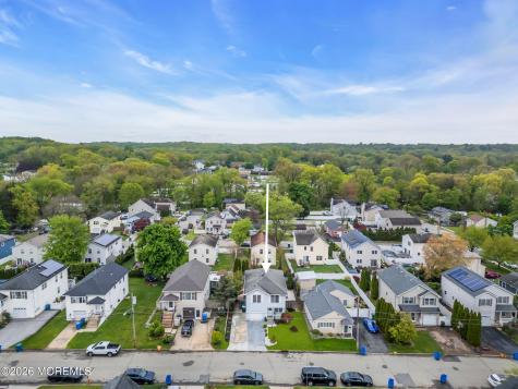 6 Ives Court Monroe NJ 08831