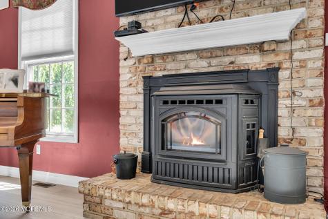 73 Paulson Road Wrightstown NJ 08562
