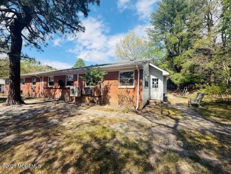 157 Hudson Parkway Whiting NJ 08759