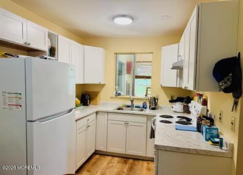 157 Hudson Parkway Whiting NJ 08759