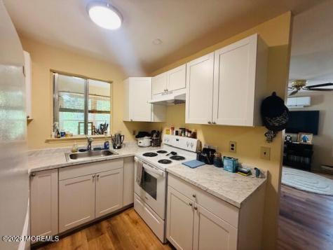 157 Hudson Parkway Whiting NJ 08759