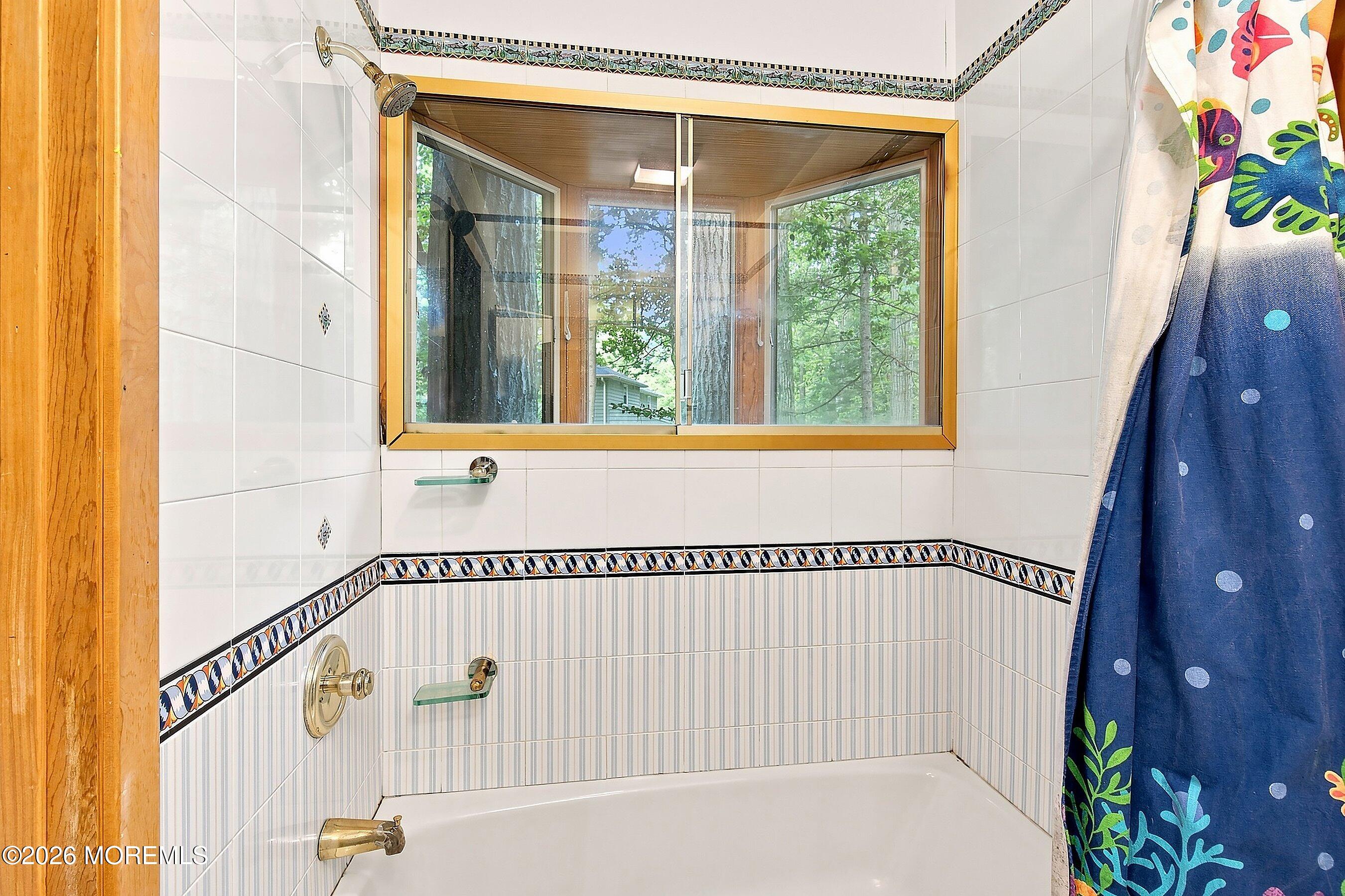 20 Rimwood Drive Lincroft NJ 07738