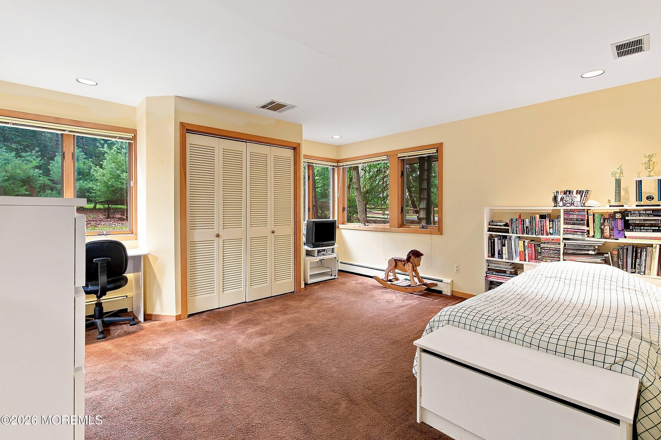 20 Rimwood Drive Lincroft NJ 07738