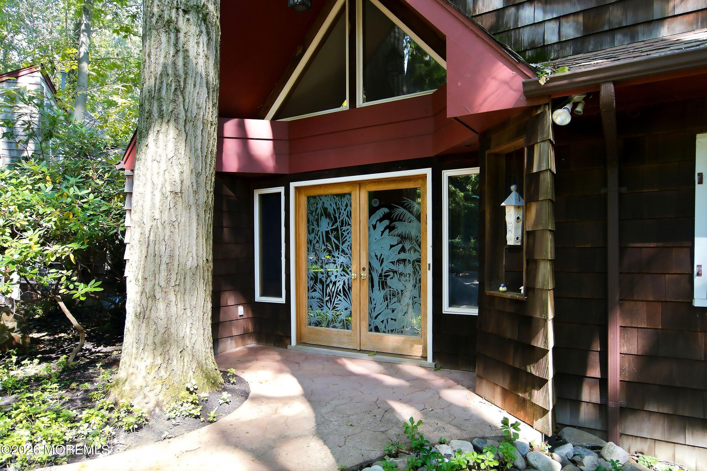 20 Rimwood Drive Lincroft NJ 07738