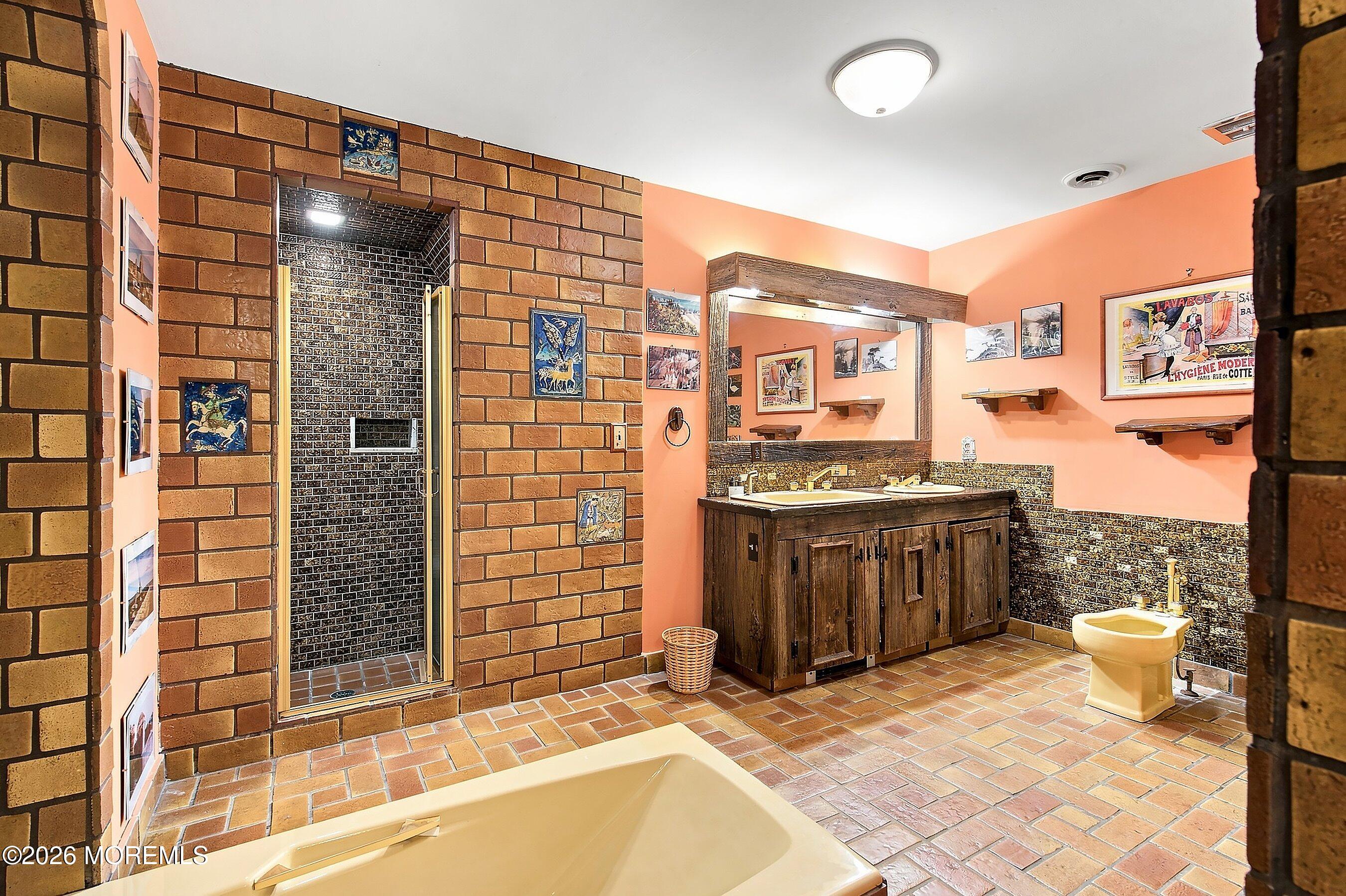 20 Rimwood Drive Lincroft NJ 07738