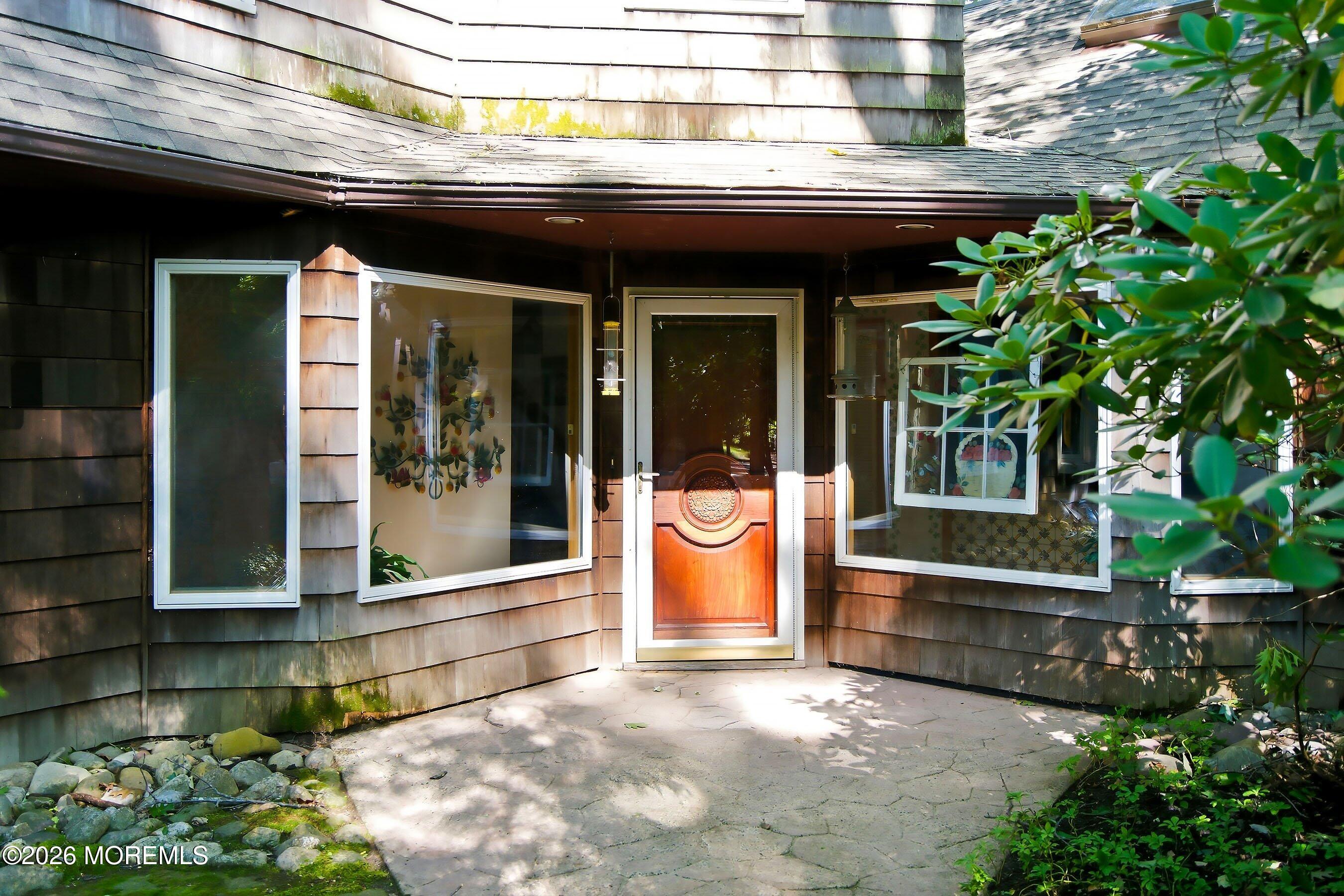 20 Rimwood Drive Lincroft NJ 07738