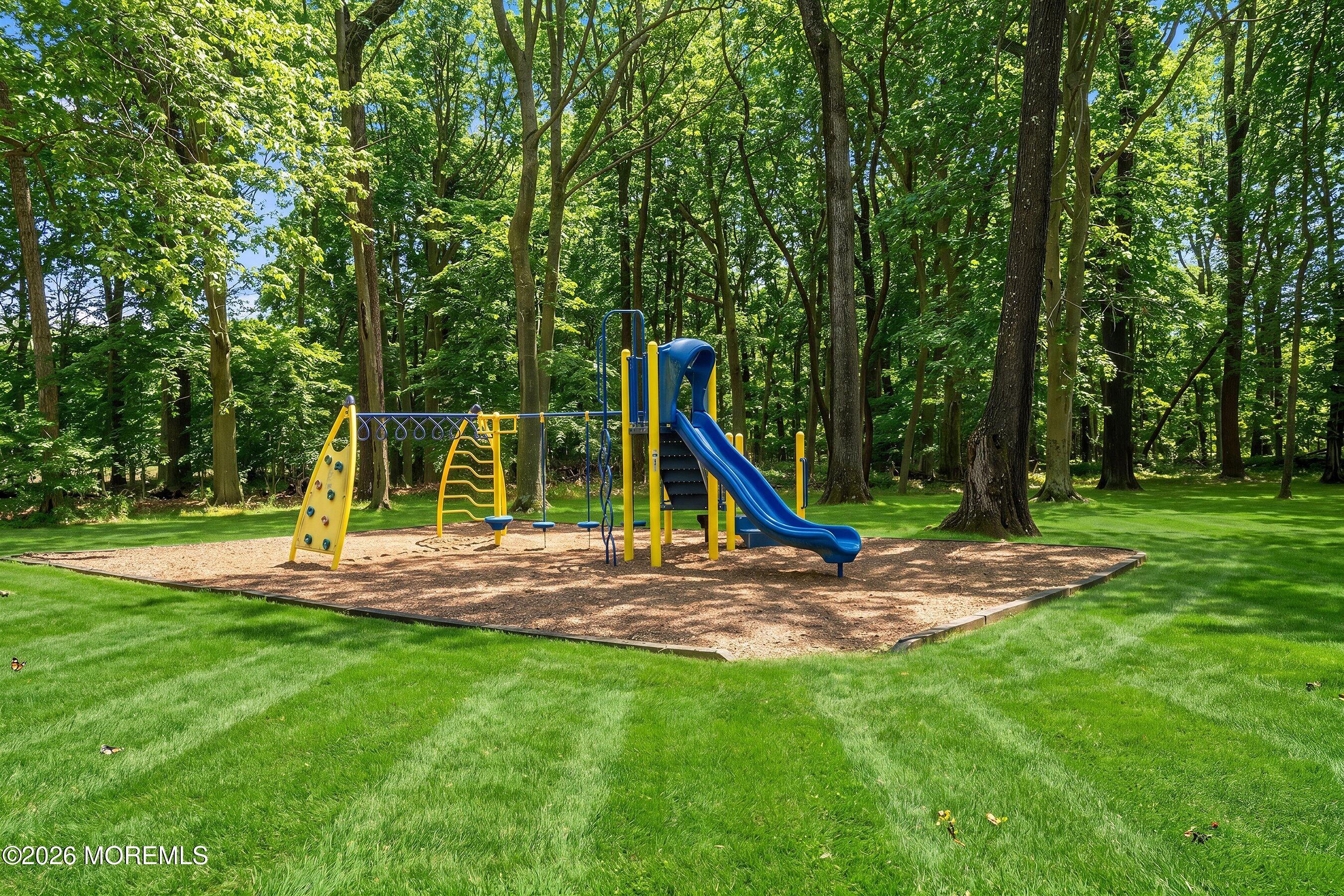 20 Rimwood Drive Lincroft NJ 07738