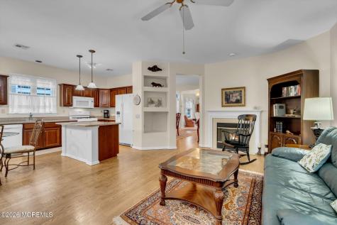 28 Turtle Creek Run Barnegat NJ 08005