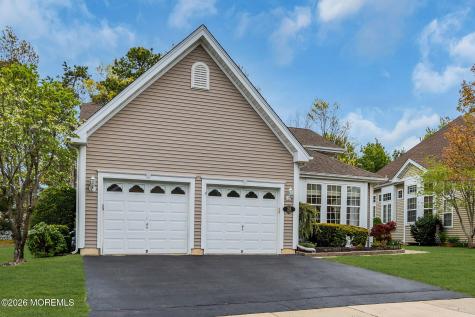 28 Turtle Creek Run Barnegat NJ 08005