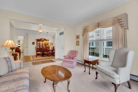 28 Turtle Creek Run Barnegat NJ 08005