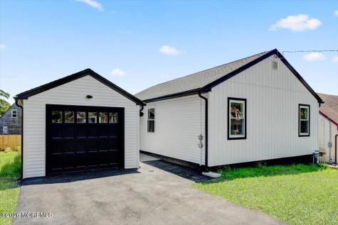 39 Point O Woods Drive Toms River NJ 08753