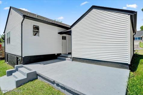 39 Point O Woods Drive Toms River NJ 08753
