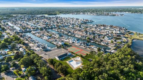 1931 Seaman Court Toms River NJ 08753