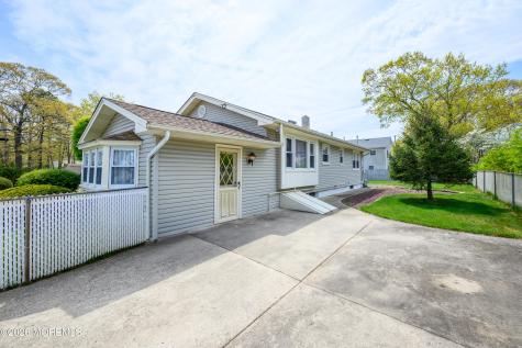 596 Sica Lane Toms River NJ 08753