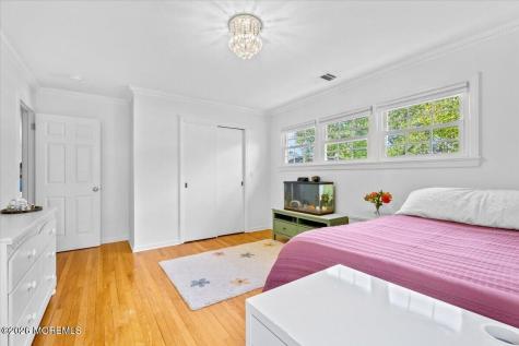 259 Hamiltonian Drive Middletown NJ 07701