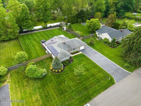 259 Hamiltonian Drive Middletown NJ 07701