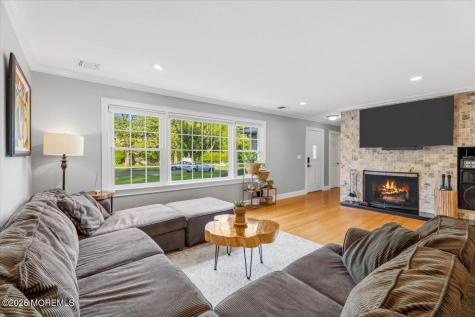 259 Hamiltonian Drive Middletown NJ 07701