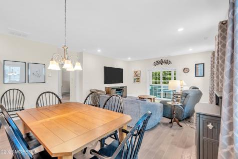 50 Woodside Lane Whiting NJ 08759