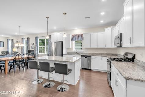 50 Woodside Lane Whiting NJ 08759