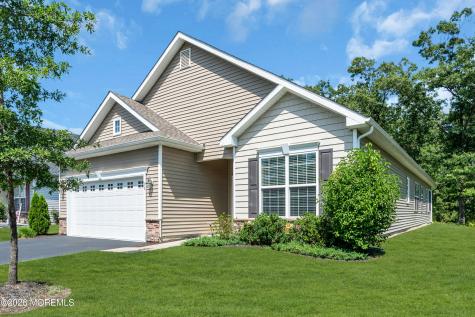 50 Woodside Lane Whiting NJ 08759