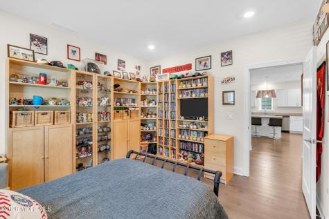50 Woodside Lane Whiting NJ 08759