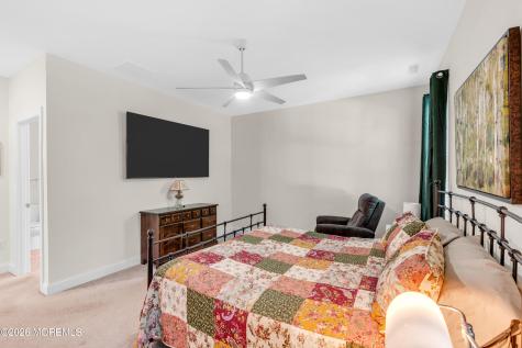 50 Woodside Lane Whiting NJ 08759