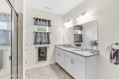 50 Woodside Lane Whiting NJ 08759