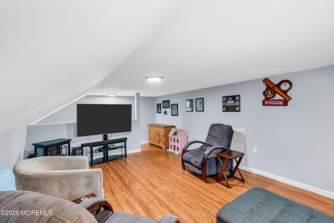 50 Woodside Lane Whiting NJ 08759