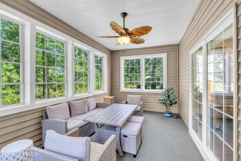 50 Woodside Lane Whiting NJ 08759