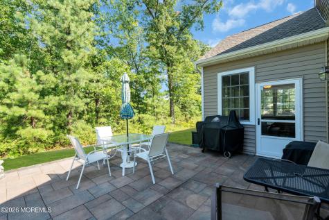 50 Woodside Lane Whiting NJ 08759