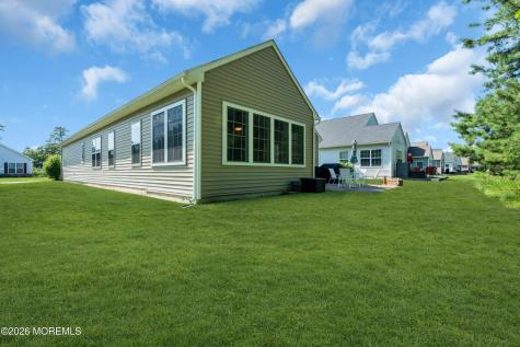 50 Woodside Lane Whiting NJ 08759